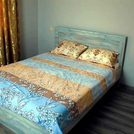 Tete Guest House Batumi Ngoại thất bức ảnh