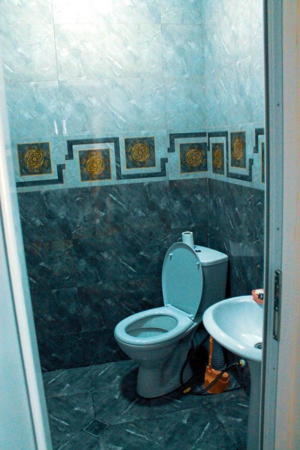 Tete Guest House Batumi Ngoại thất bức ảnh