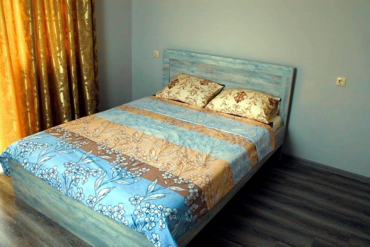 Tete Guest House Batumi Ngoại thất bức ảnh