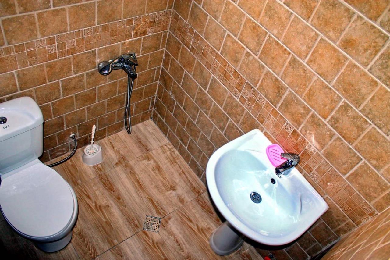 Tete Guest House Batumi Ngoại thất bức ảnh