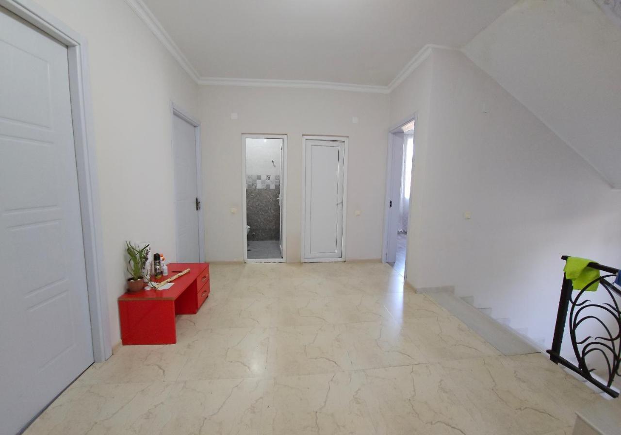 Tete Guest House Batumi Ngoại thất bức ảnh