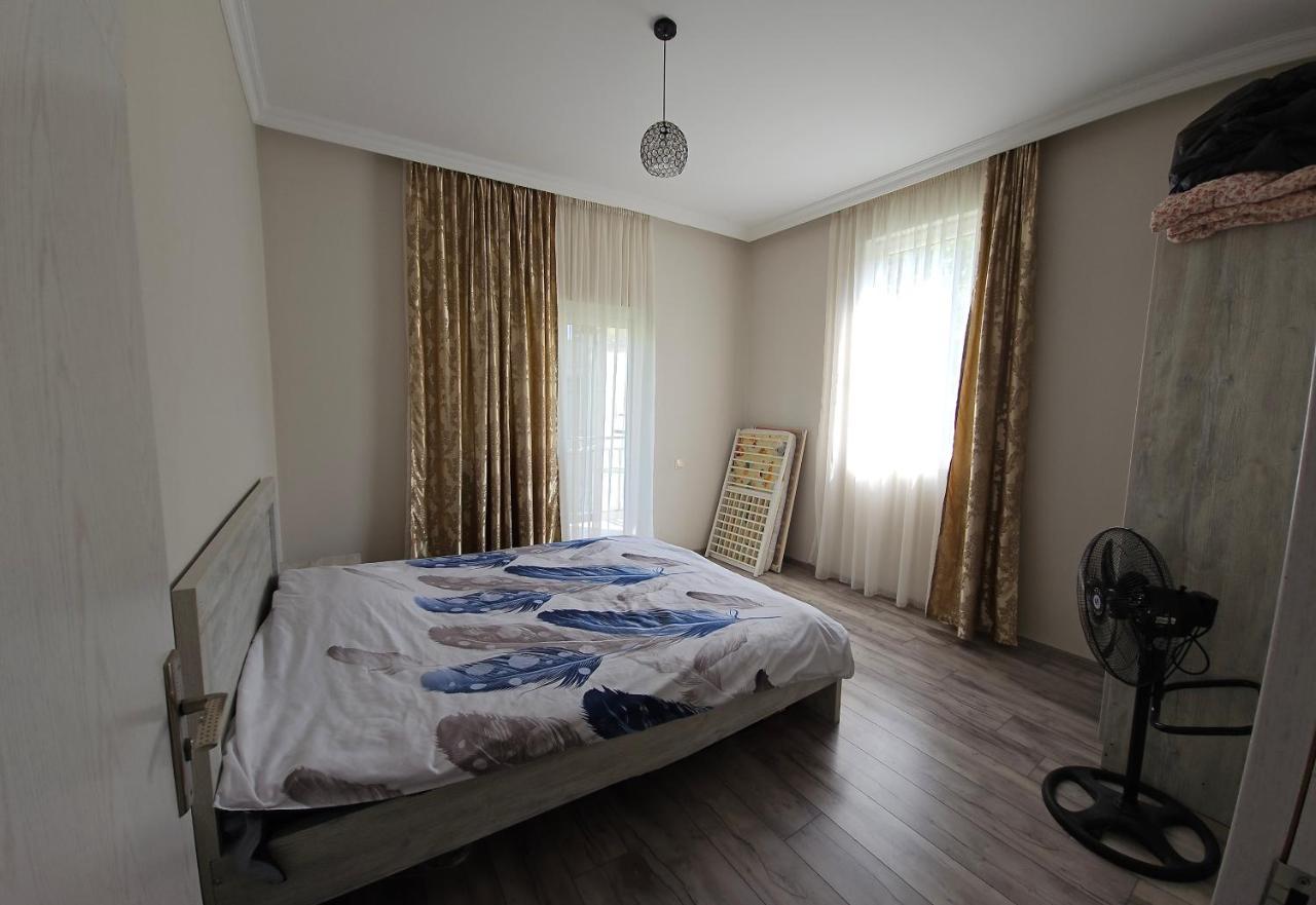 Tete Guest House Batumi Ngoại thất bức ảnh