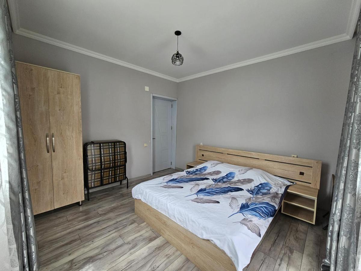 Tete Guest House Batumi Phòng bức ảnh